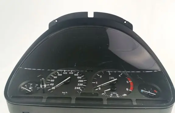 BMW 5 E39 Speedometer (instrument cluster) 62116903800 110008735 88311228