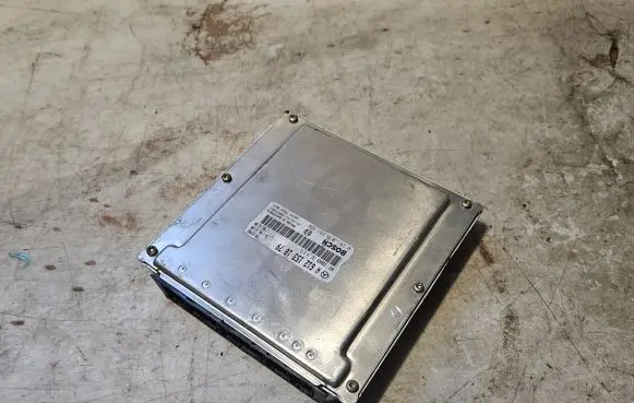 Mercedes-Benz C W203 Engine control unit/module A6121531079 0281010531