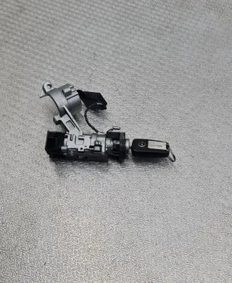 Opel Corsa E Ignition lock 4121694