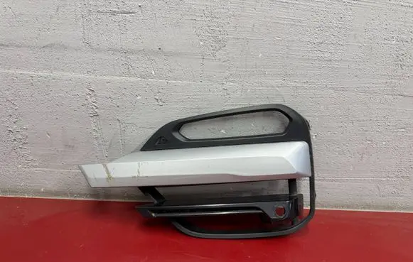 BMW X3 G01 Front bumper lower grill 7420871 9477661 51119477661