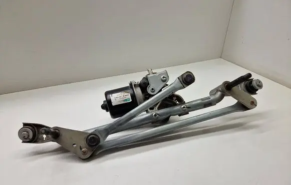 Buick Encore I Front wiper linkage and motor 42333713