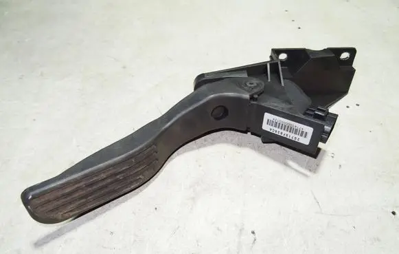 Jaguar X-Type Accelerator throttle pedal 2S719F836CA