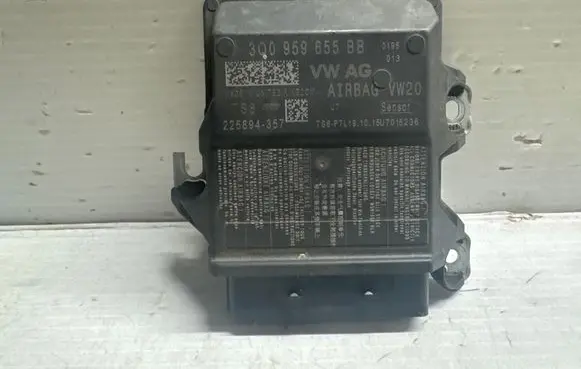 Volkswagen Golf Plus Keyless (KESSY) go control unit/module 3Q0959435B