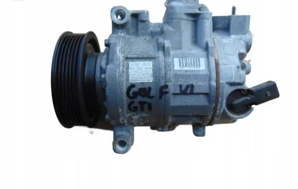 Volkswagen Golf VI Air conditioning (A/C) compressor (pump) 1K0820808A
