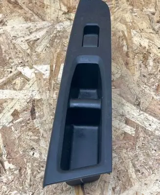 Toyota Yaris Electric window control switch 742310D700