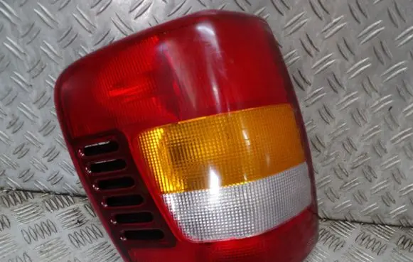 Jeep Grand Cherokee (WJ) Rear/tail lights 