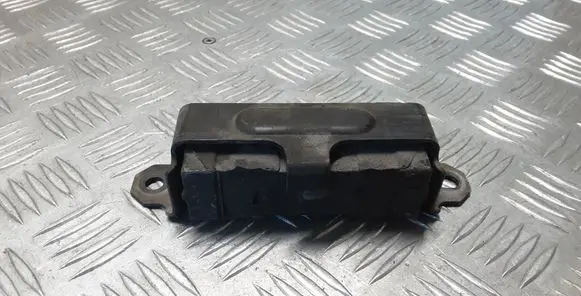 Mitsubishi Outlander Other engine bay part