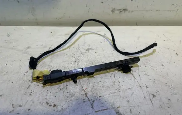 Peugeot 208 II Keyless system antenna 9824885480 E111343 XD0287056