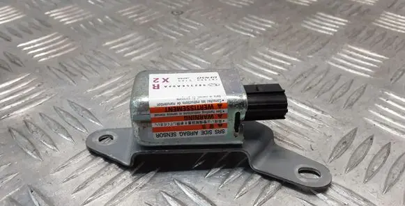 Subaru B9 Tribeca Airbag deployment crash/impact sensor 98235XA02A 1879002160