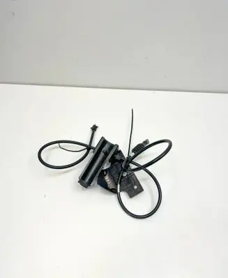 Mercedes-Benz SL R231 Engine bonnet/hood lock release cable A2318800259 A2318320114