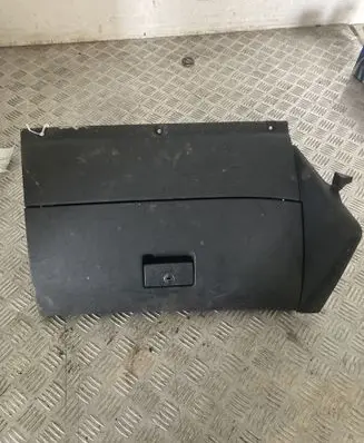 Volkswagen Golf IV Glove box 1J1857101A