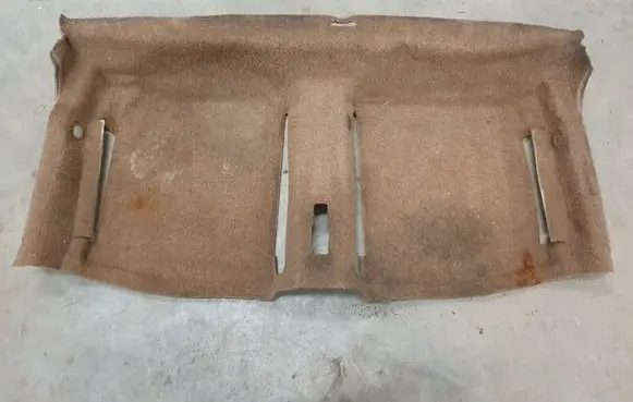Volkswagen Jetta I Rear floor carpet liner 171863101