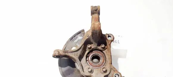 Chrysler Pacifica Front wheel hub 04743147ab
