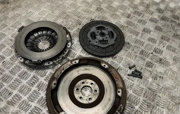 Opel Astra J Clutch set kit