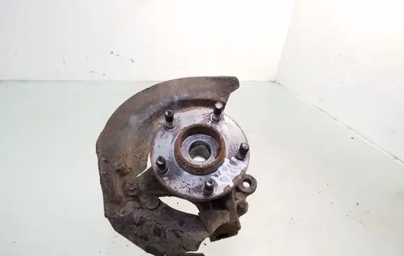 Mazda 3 I Front wheel hub spindle knuckle