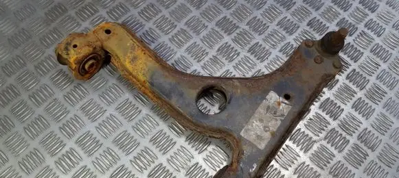 Opel Meriva B Front lower control arm/wishbone 