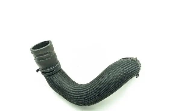 Land Rover Discovery 4 - LR4 Engine coolant pipe/hose