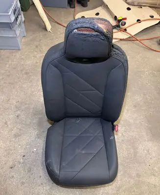 BMW iX Front passenger seat 
