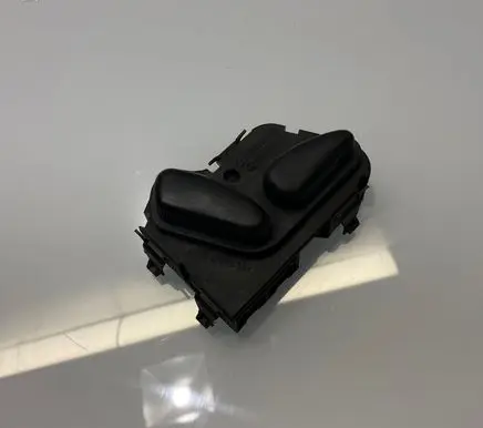 Mercedes-Benz E W211 Seat control switch 2108213751 03463810 A2108213751