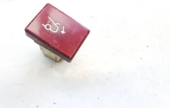 Citroen C5 Tailgate opening switch 96654587KR