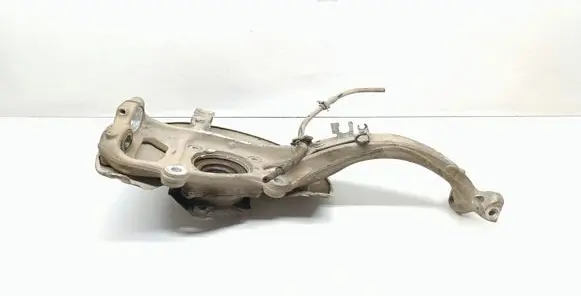 Front wheel hub spindle knuckle