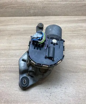 Peugeot 407 Wiper motor 0390241721