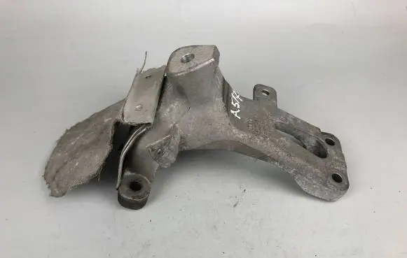 Audi A5 8T 8F Engine mounting bracket 8K0199308 8K0199308A