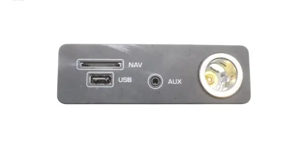 Jaguar XE USB socket connector FK7219C166BC