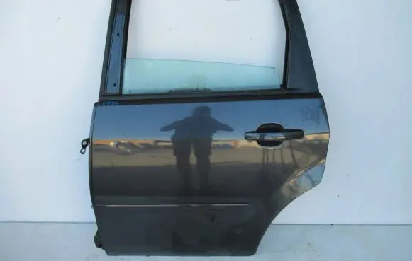 Ford C-MAX I Rear door