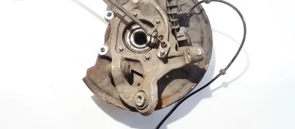Mercedes-Benz C AMG W204 Rear wheel hub