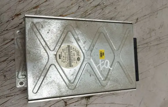 Audi Q7 4L Sound amplifier 4L0035223 4L0910223 7203001000012
