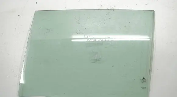 Skoda Octavia Mk3 (5E) Rear door window glass 5E9845205CACR 5E9845205C