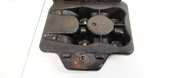 Battery box tray
