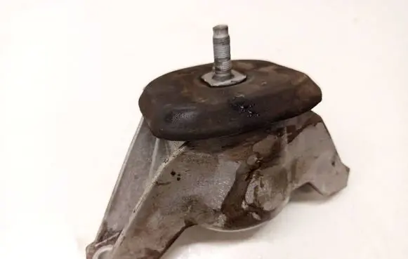 Hyundai Tucson IV NX4 Engine mount bracket 21810N9510