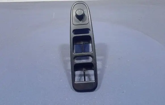 Seat Leon (1M) Mirror heating switch 1M1959565D