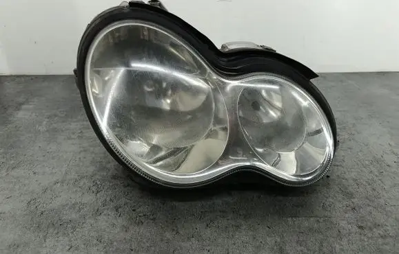 Mercedes-Benz C W203 Headlight/headlamp 
