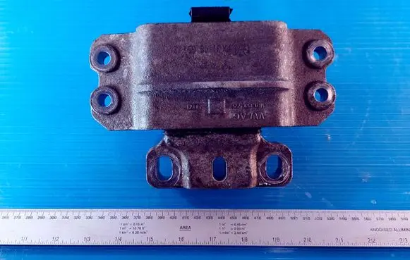 Volkswagen Jetta V Engine mount bracket 1K0199555