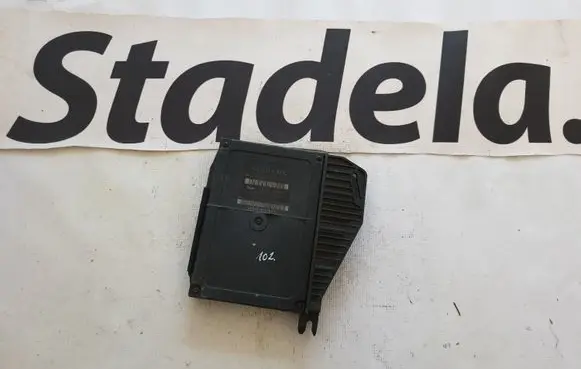 Mercedes-Benz E W210 Engine control unit/module A2108203826 2108203826