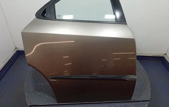 Honda Civic Rear door