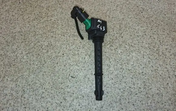 Alfa Romeo Giulietta High voltage ignition coil 0221504707 20240412