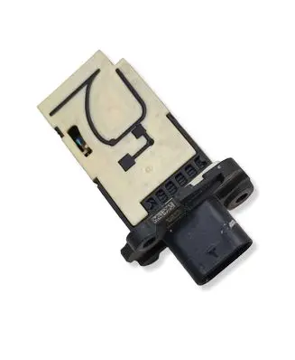 BMW 5 G30 G31 G38 Mass air flow meter 8570107 1362