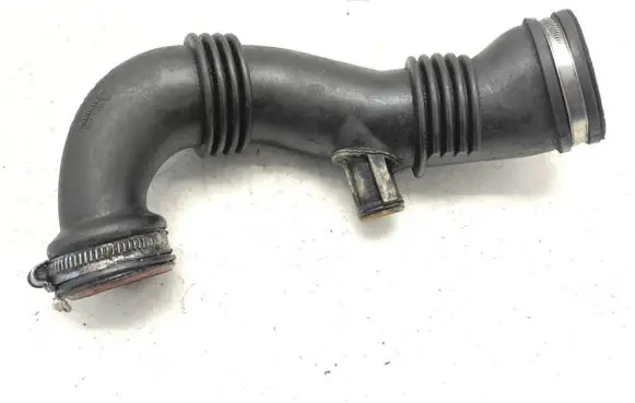 Citroen Berlingo Air intake hose/pipe 9656953680