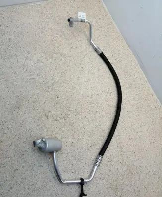 Opel Corsa F Air conditioning (A/C) pipe/hose 9826918180