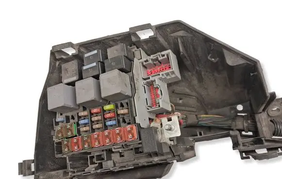 Ford Mondeo MK IV Fuse module 6G9T14A076AF