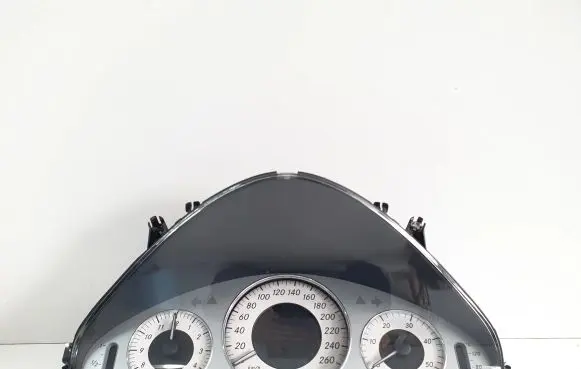Mercedes-Benz E W211 Speedometer (instrument cluster) A2115406248
