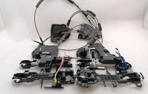 Lexus RX 450H Coupe door lock (next to the handle) 6904053130