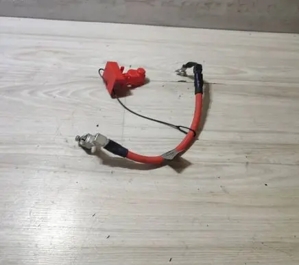 Jaguar F-Pace Positive cable (battery) J8A214300DB