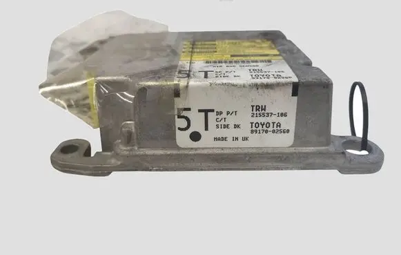 Toyota Auris 150 Airbag control unit/module 215537106 8917002560