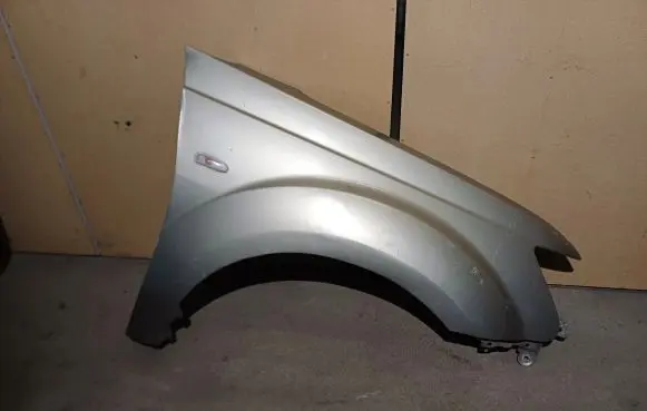 Mitsubishi Outlander Fender