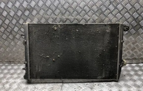 Coolant radiator